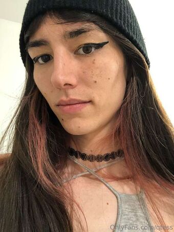 Tess Nahé Úniky OnlyFans Fotka 24