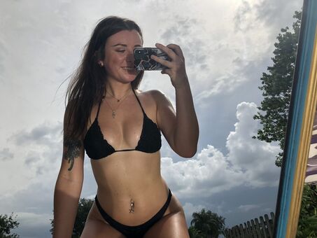 The React Pack Nahé Úniky OnlyFans Fotka 66