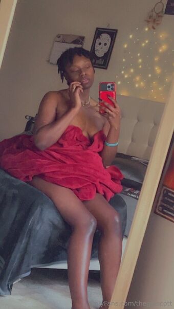 thegiascott Nahé Úniky OnlyFans Fotka 12