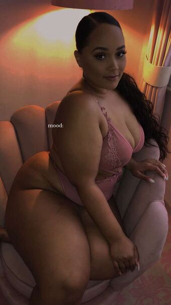 therealnatalie Nahé Úniky OnlyFans Fotka 33