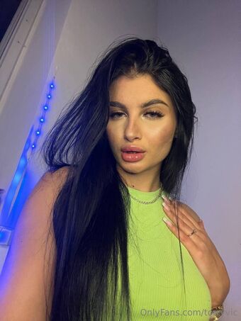 torryvic Nahé Úniky OnlyFans Fotka 14