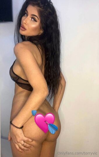torryvic Nahé Úniky OnlyFans Fotka 20
