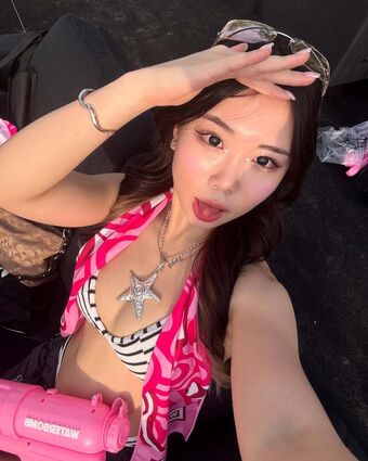 tr.ivia Nahé Úniky OnlyFans Fotka 14
