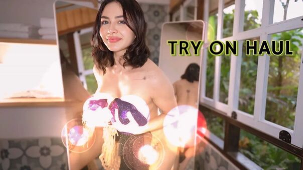 Tryonhaul Nahé Úniky OnlyFans Fotka 2