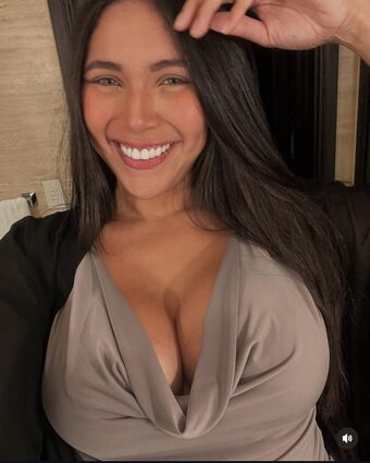 tumaiporsiacaso Nahé Úniky OnlyFans Fotka 2