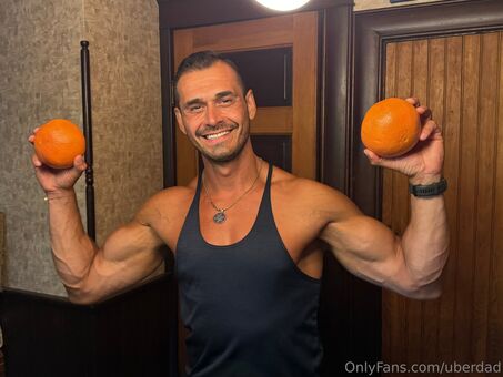 uberdad Nahé Úniky OnlyFans Fotka 22