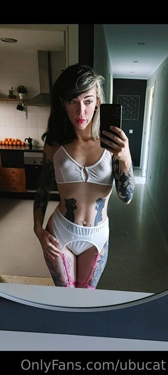 ubucat Nahé Úniky OnlyFans Fotka 19
