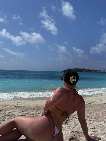 urgymbae Nahé Úniky OnlyFans Fotka 30