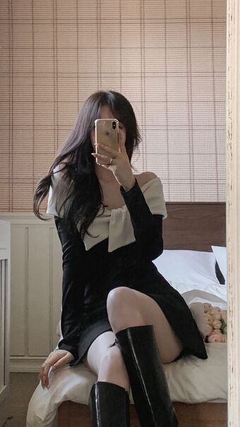 Uzaa Nahé Úniky OnlyFans Fotka 52