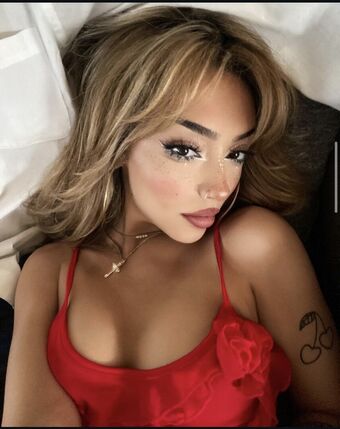 V.QX Nahé Úniky OnlyFans Fotka 6