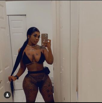 Valdezzz Nahé Úniky OnlyFans Fotka 3