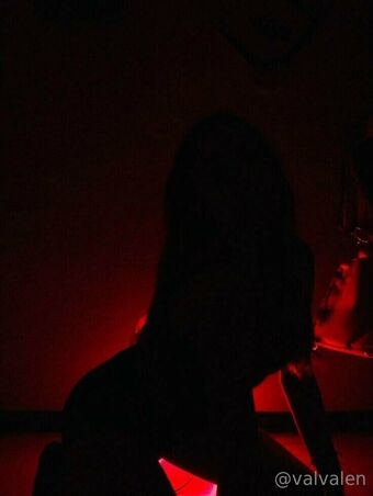 valvalen Nahé Úniky OnlyFans Fotka 11