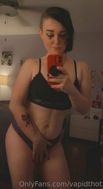vapidthot Nahé Úniky OnlyFans Fotka 6