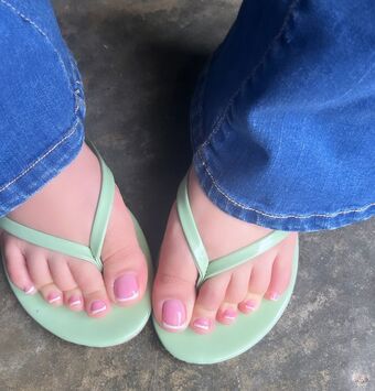 Venefeet Nahé Úniky OnlyFans Fotka 11