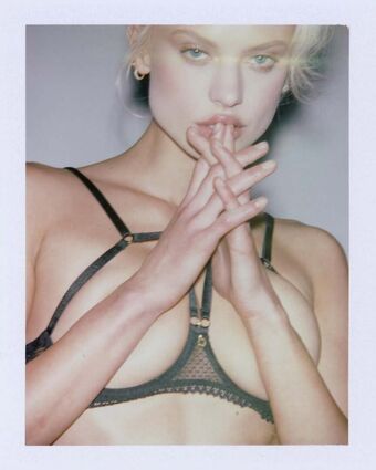 Victoria Germyn Nahé Úniky OnlyFans Fotka 50