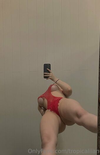 Vikkzy Nahé Úniky OnlyFans Fotka 42
