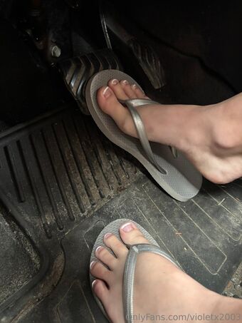 violetx2003 Nahé Úniky OnlyFans Fotka 14