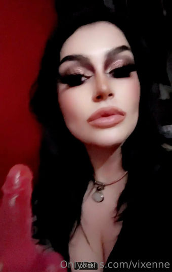 vixenne Nahé Úniky OnlyFans Fotka 3