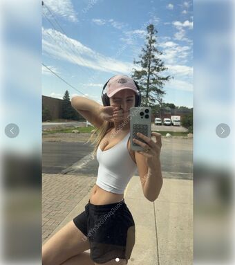 weetch Nahé Úniky OnlyFans Fotka 36