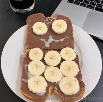 yesdaddytoys Nahé Úniky OnlyFans Fotka 25