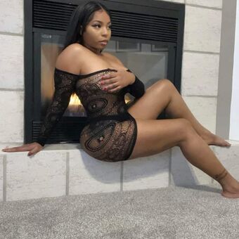 Yesprettyb Nahé Úniky OnlyFans Fotka 17