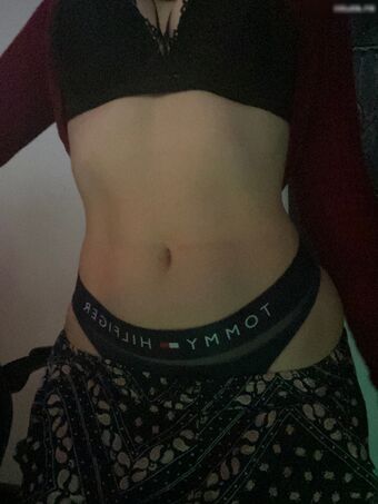 Zarahchan Nahé Úniky OnlyFans Fotka 42