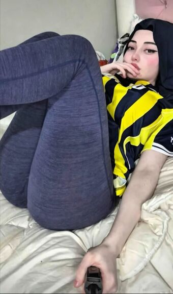 Zelal Nahé Úniky OnlyFans Fotka 90