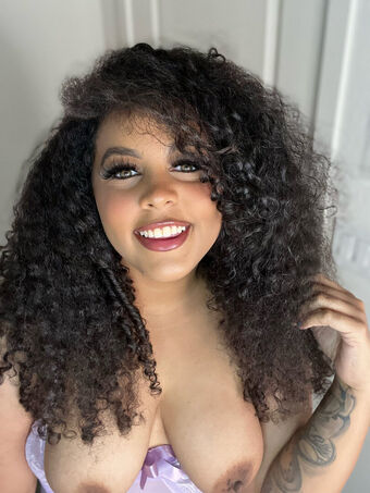 zelori Nahé Úniky OnlyFans Fotka 33