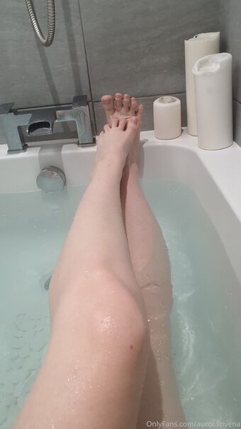 zivenaa Nahé Úniky OnlyFans Fotka 15